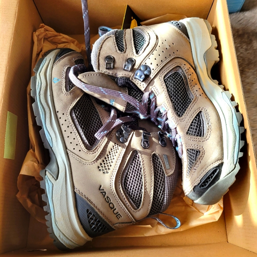 Vasque breeze iii gtx womens hiking boots